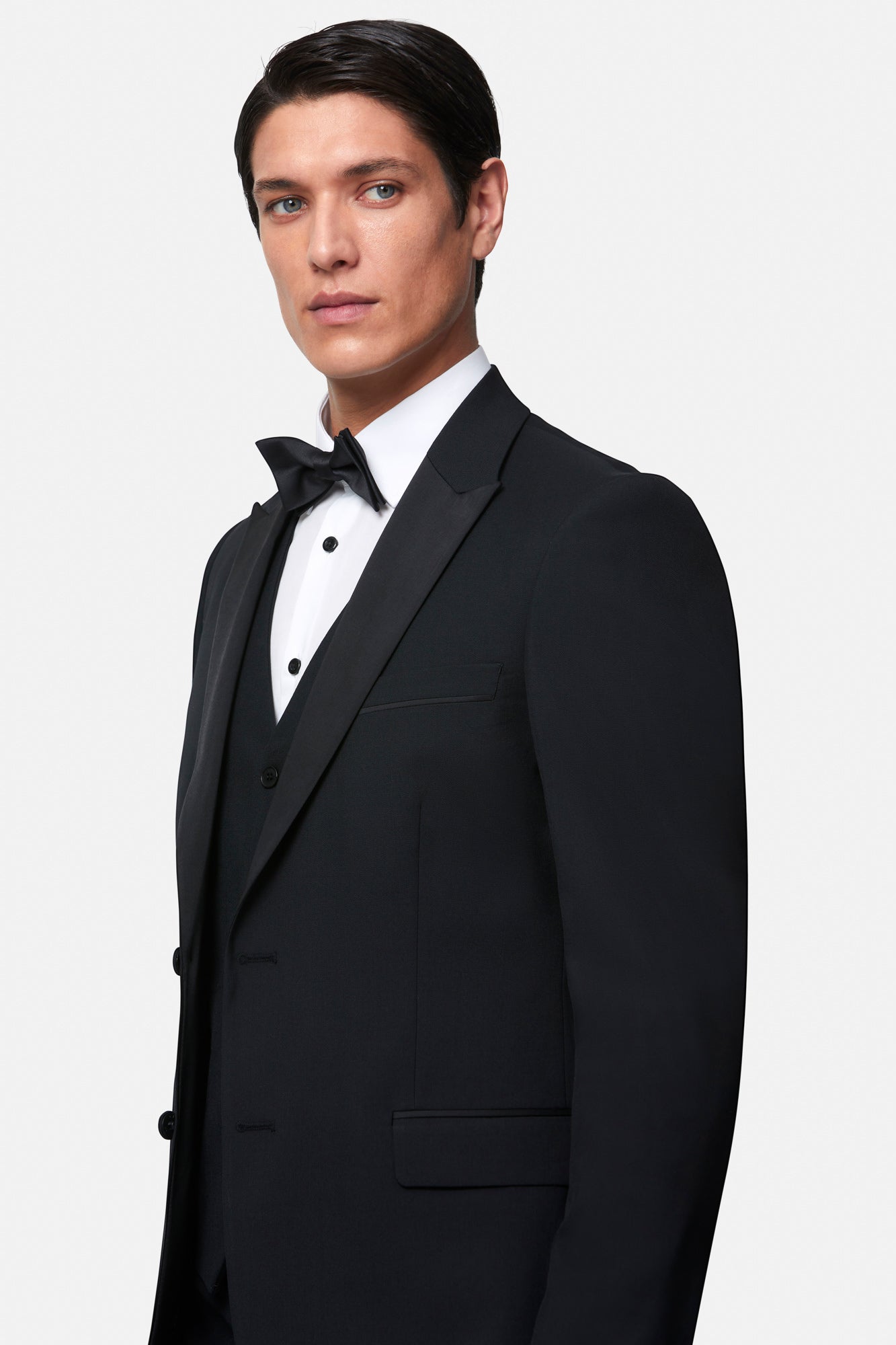 Benetti 3pc Peak Lapel Tuxedo
