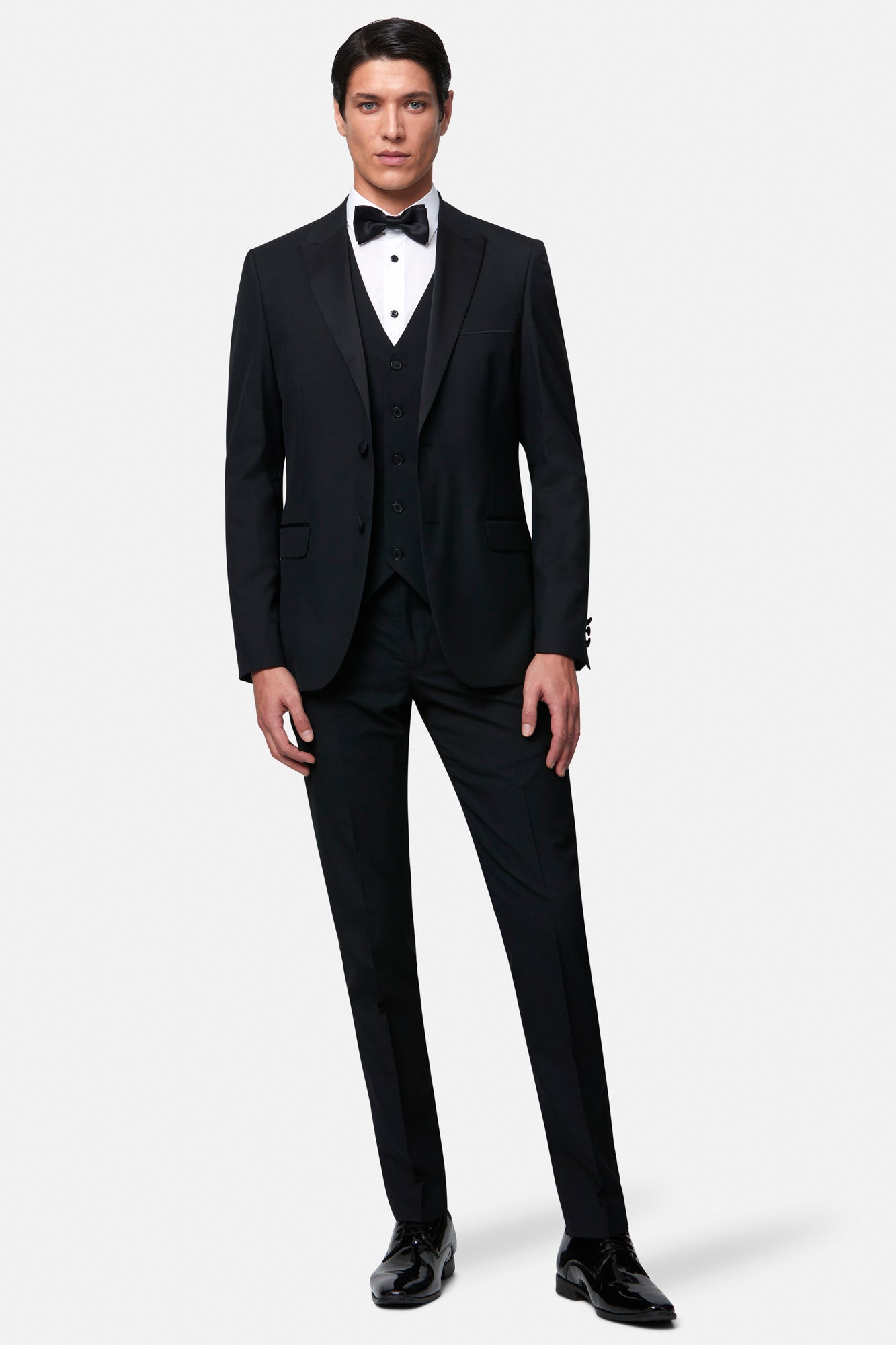 Benetti 3pc Peak Lapel Tuxedo 