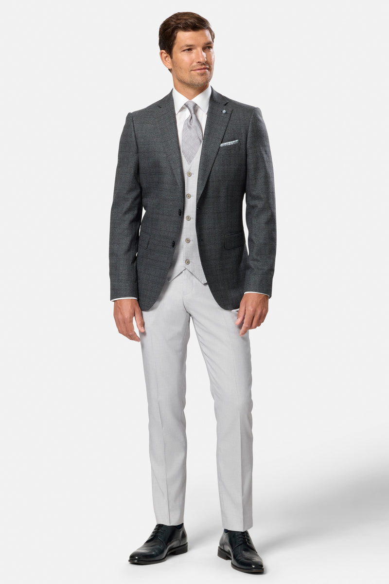 Phillip Grey with Albert Silver 